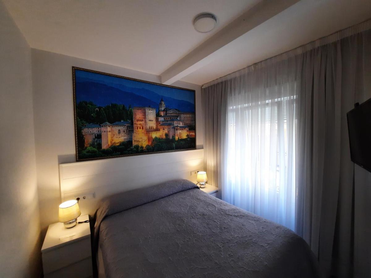 Hotel Maravillas Del Mundo Кальпе Номер фото